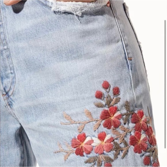 Citizens Of Humanity Liya Rock On Blossom Jeans - Picture 9 of 11